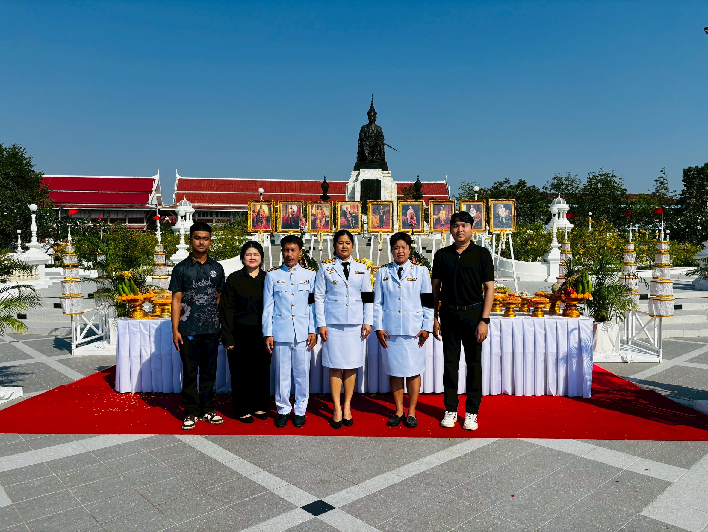 title - ส.ป.ก.เพชรุบรี ร่วมพิธีบวงสรวงศาลหลักเมือง พิธีเจริญพระพุทธมนต์ และพิธีบวงสรวงสมเด็จบูรพมหากษัตริยาธิราชเจ้า รัชกาลที่ 1 - รัชกาลที่ 9 เพื่อสำนึกในพระมหากรุณาธิคุณ และเทิดพระเกียรติสมเด็จพระบูรพมหากษัตยาธิราชเจ้า รัชกาลที่ 1 - รัชกาลที่ 9